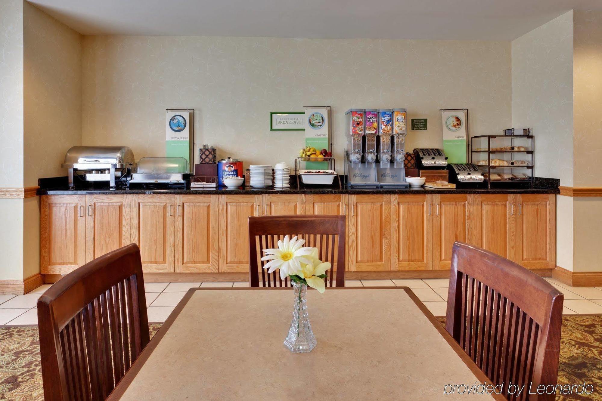 Hotel Country & By Radisson, - Hershey West, Pa